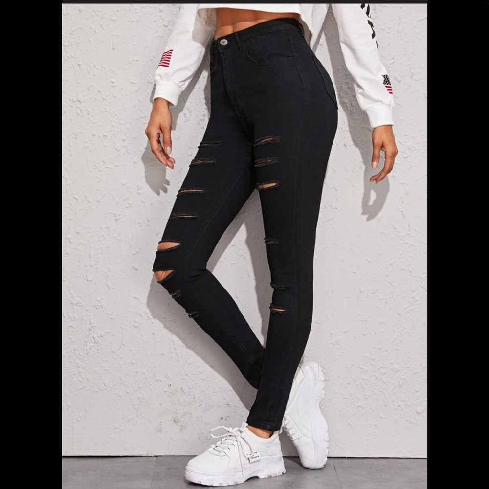 Distressed Jeans - Picture 5 of 7